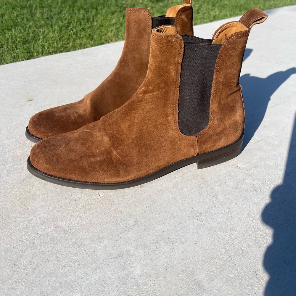 Men's Camel Suede Chelsea Boots